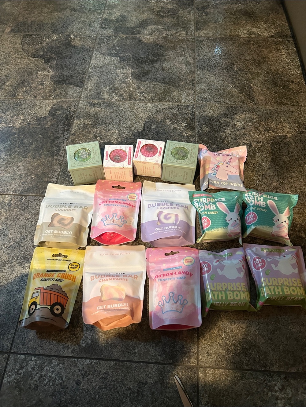 15 Pieces of Assortment of Bath Bombs & Confetti Soap